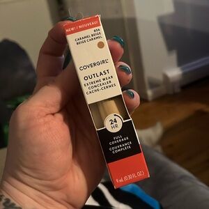 **New** Covergirl Outlast Extreme Wear Concealer Full Coverage 856 Caramel Beige